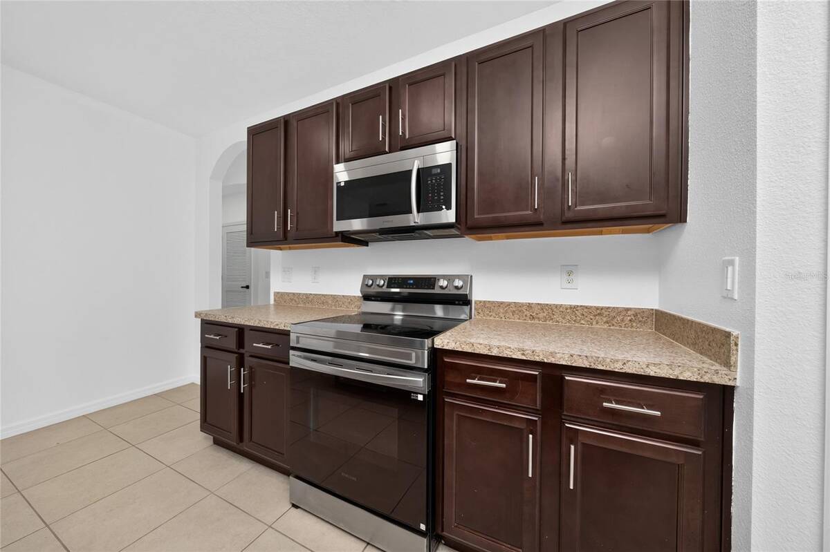 238 Minniehaha Circle, Haines City, FL 33844