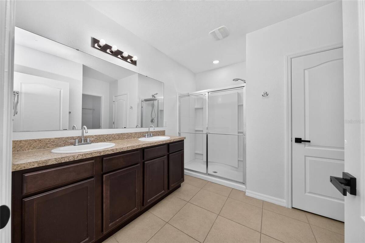 238 Minniehaha Circle, Haines City, FL 33844