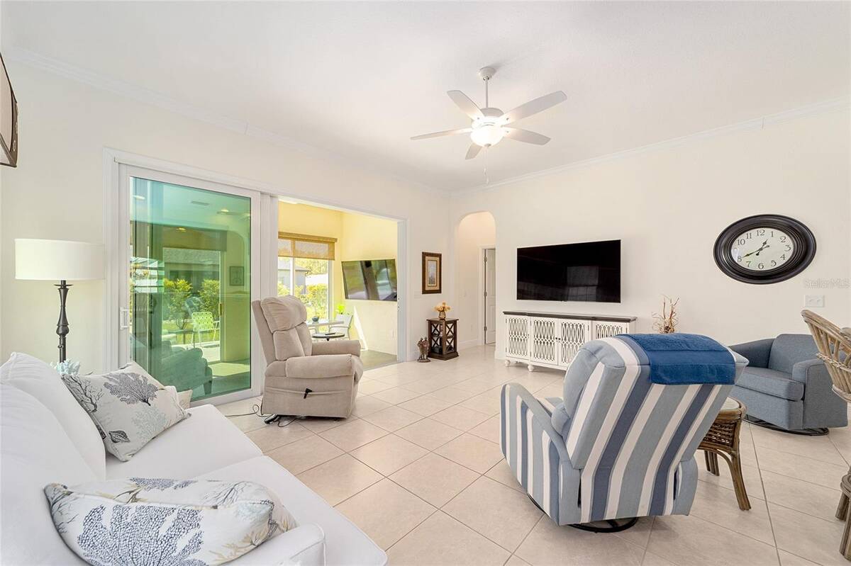 10948 Se 167th Place, Summerfield, FL 34491