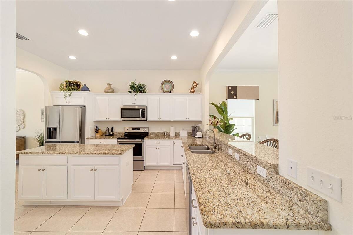 10948 Se 167th Place, Summerfield, FL 34491