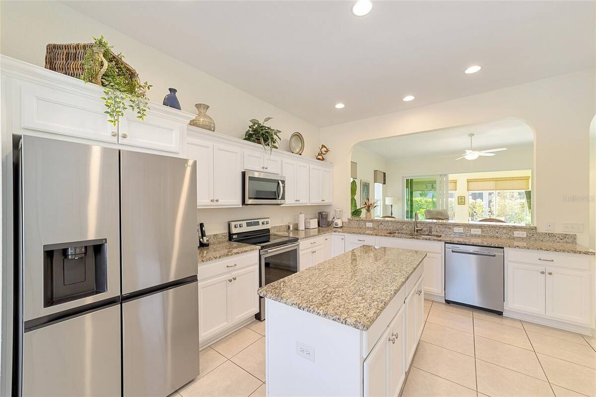 10948 Se 167th Place, Summerfield, FL 34491