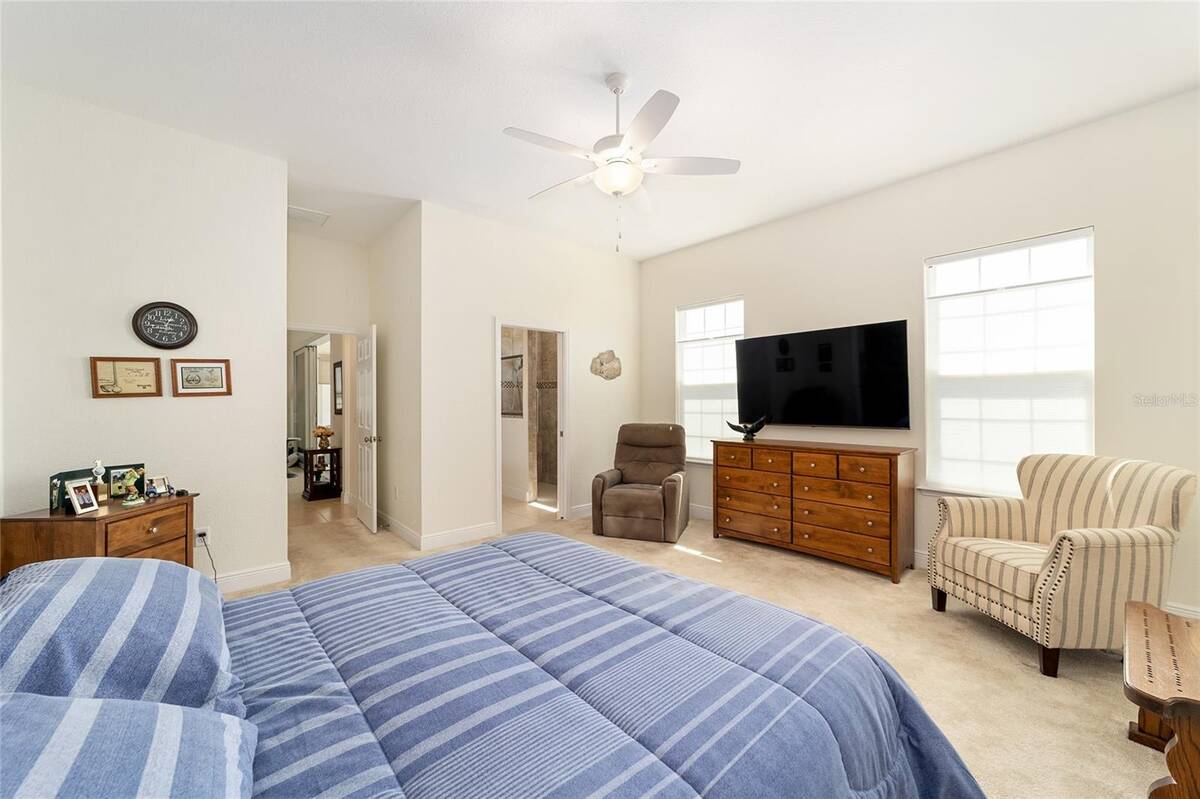 10948 Se 167th Place, Summerfield, FL 34491