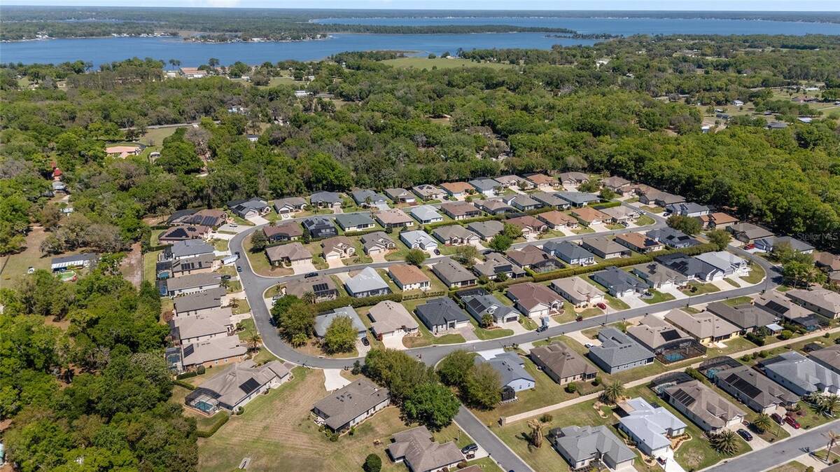 10948 Se 167th Place, Summerfield, FL 34491