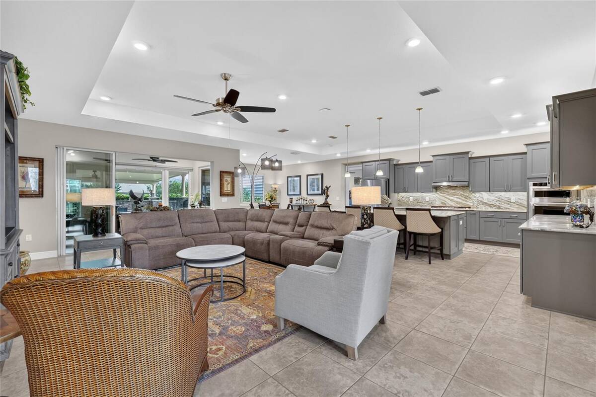 8533 Sw 91st Circle, Ocala, FL 34481
