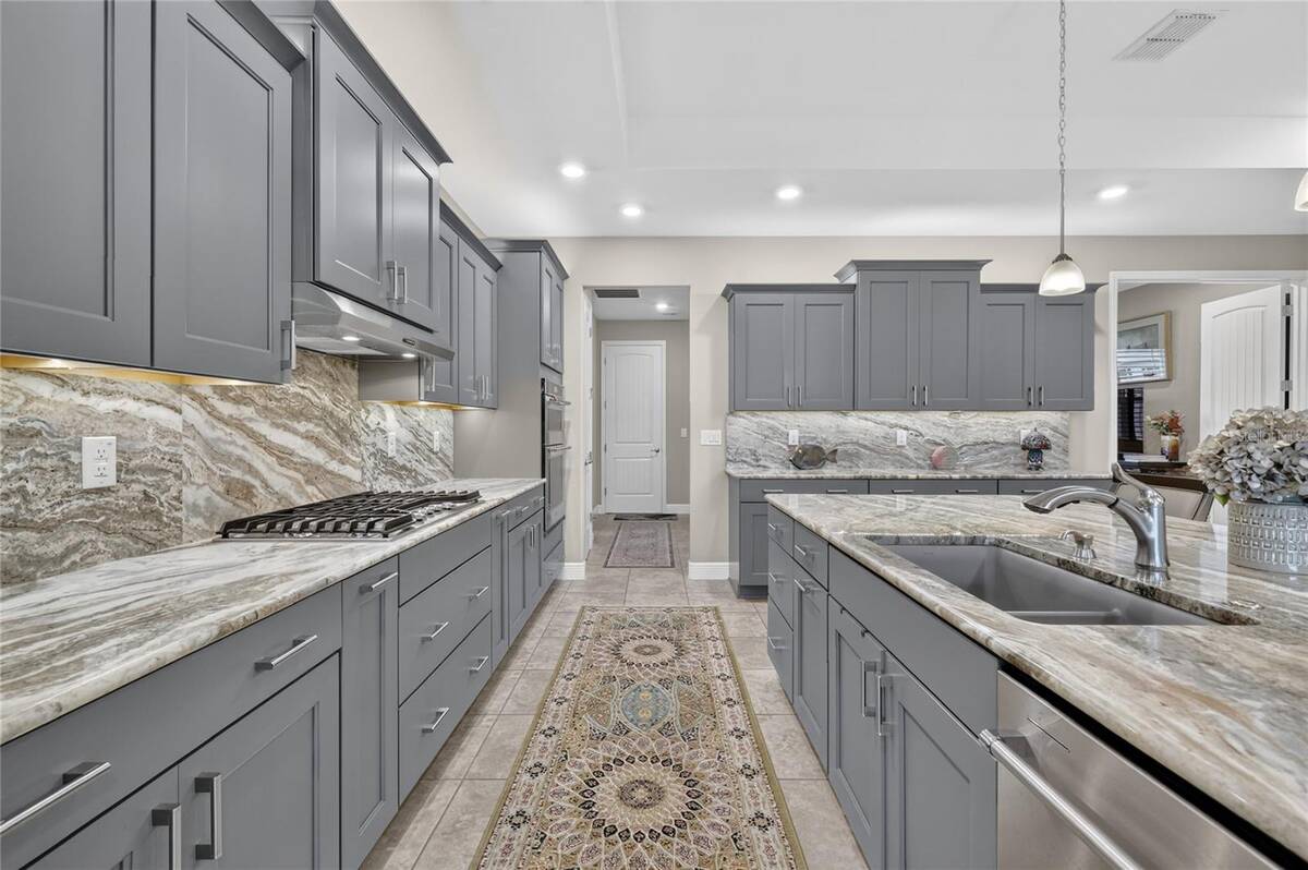 8533 Sw 91st Circle, Ocala, FL 34481