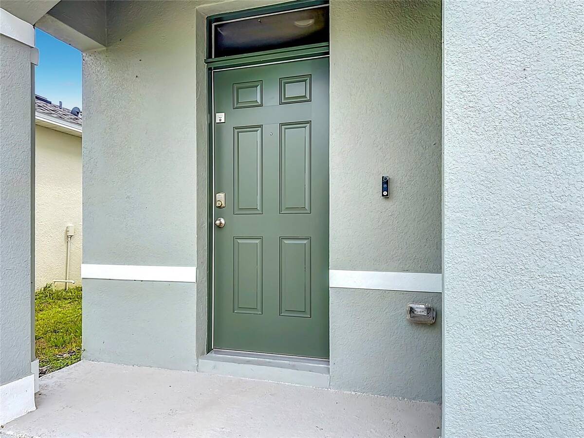 1172 Cascades Avenue, Davenport, FL 33837