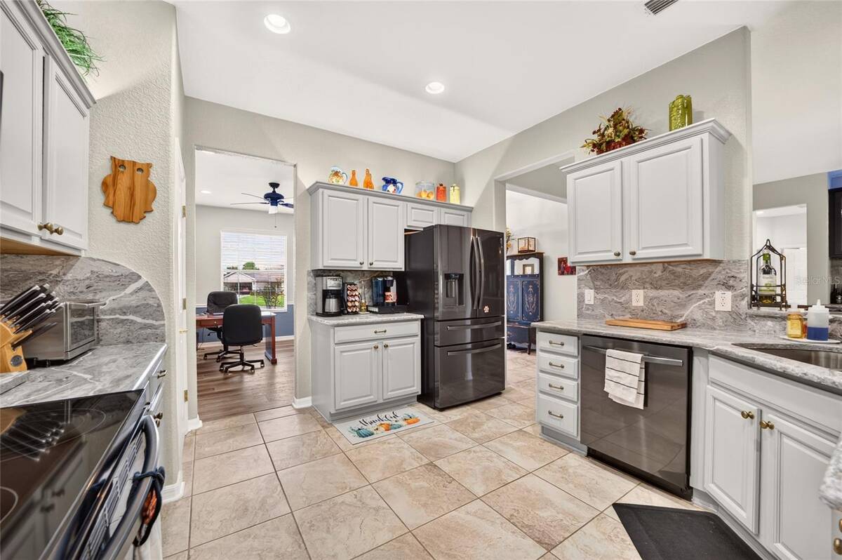 13233 Se 91st Court Road, Summerfield, FL 34491
