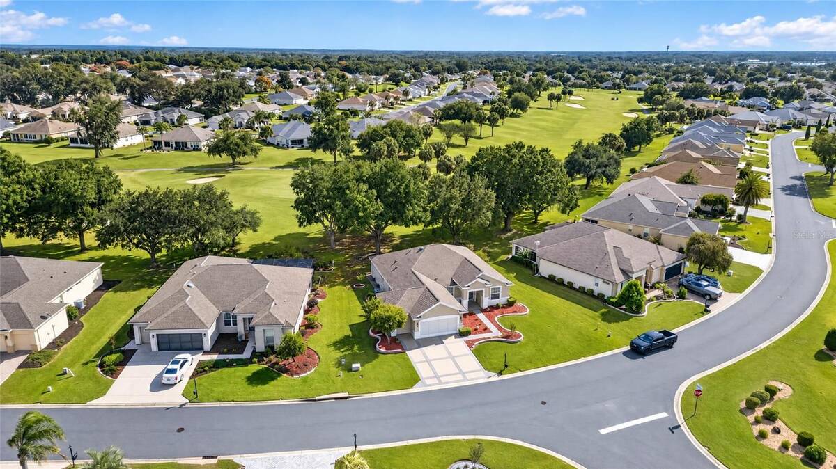 13233 Se 91st Court Road, Summerfield, FL 34491