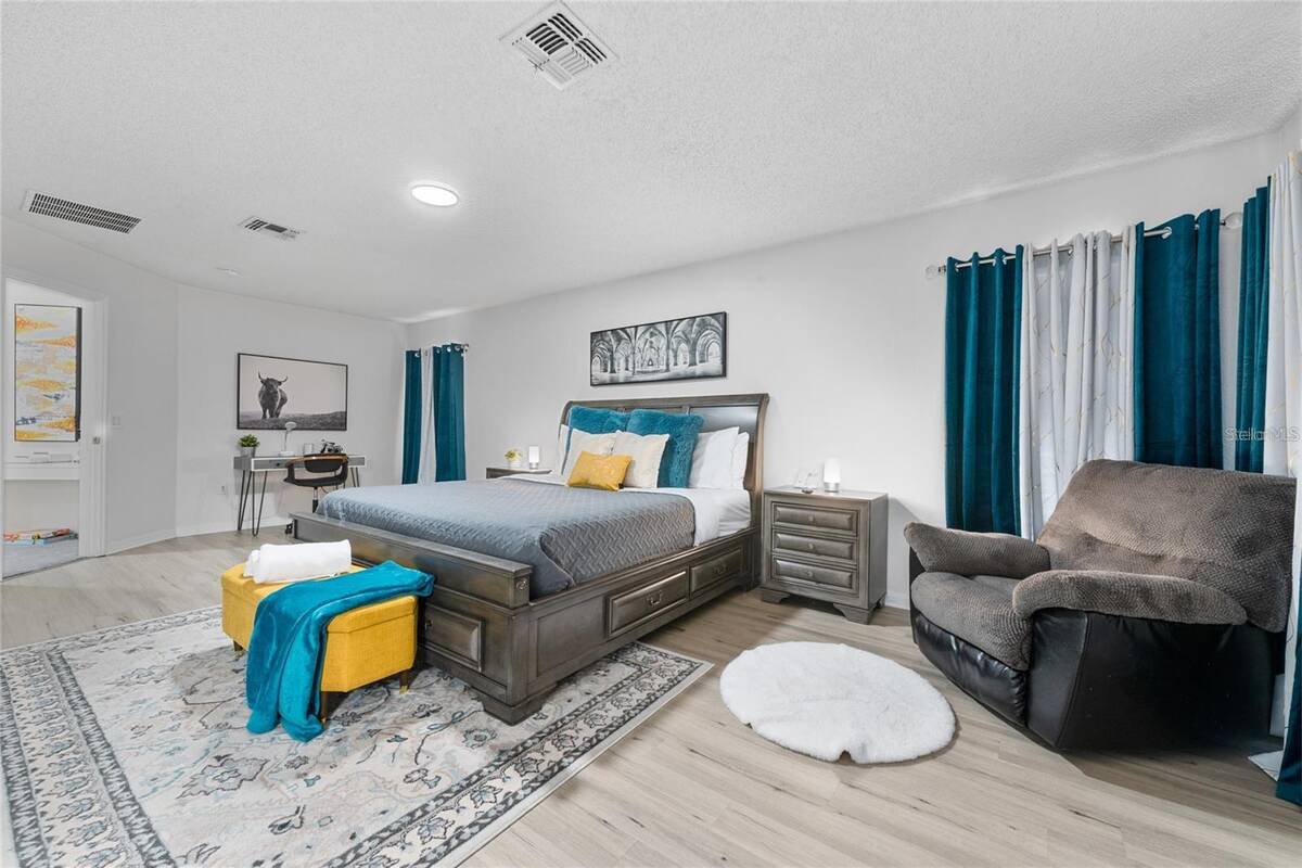 502 Canna Drive, Davenport, FL 33897