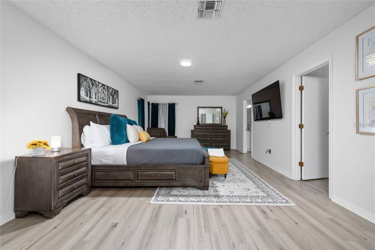 502 Canna Drive, Davenport, FL 33897