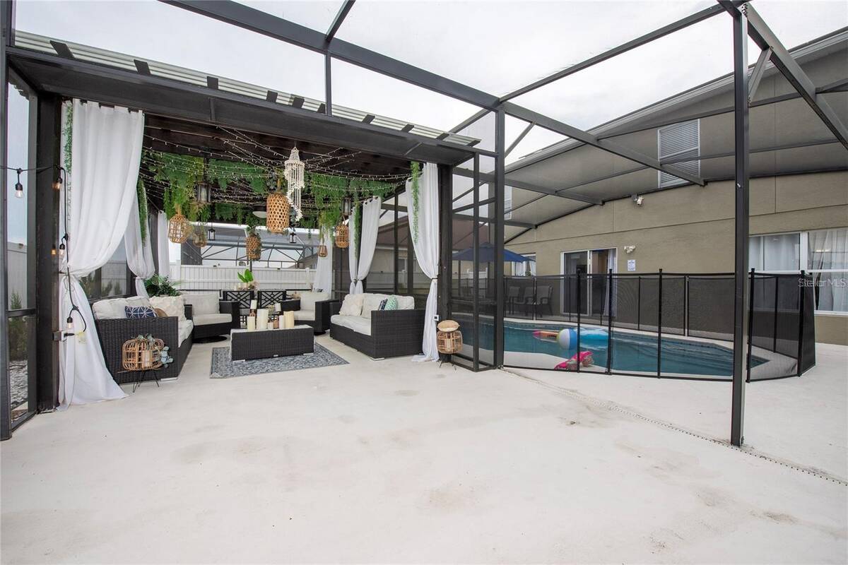 502 Canna Drive, Davenport, FL 33897