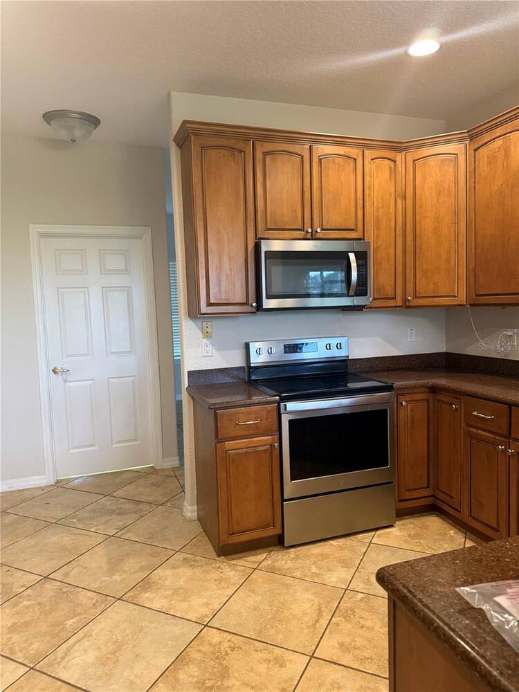 9617 Spring Lake Drive, Clermont, FL 34711