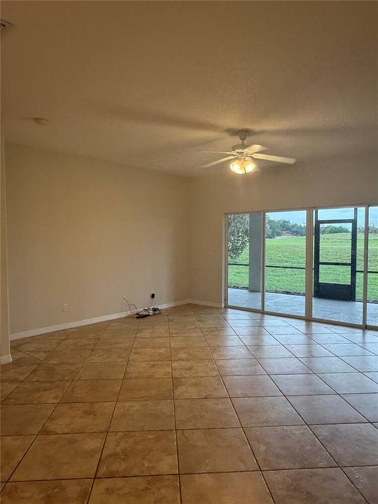 9617 Spring Lake Drive, Clermont, FL 34711