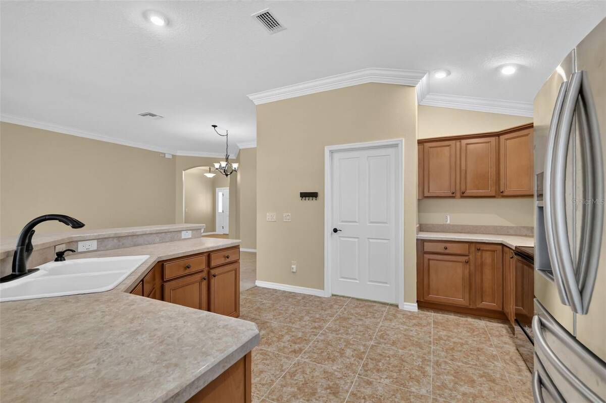 791 Enisgrove Way, The Villages, FL 32163