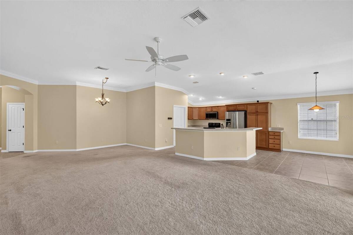 791 Enisgrove Way, The Villages, FL 32163