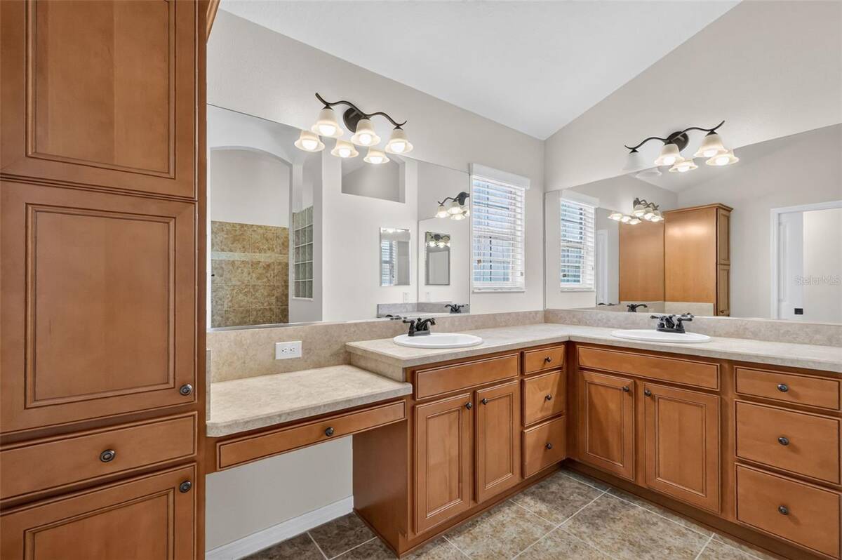791 Enisgrove Way, The Villages, FL 32163