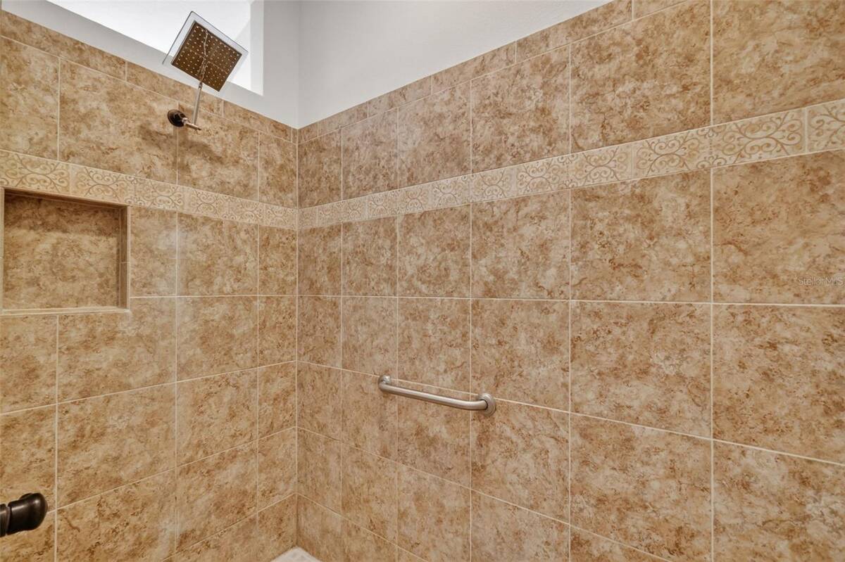791 Enisgrove Way, The Villages, FL 32163