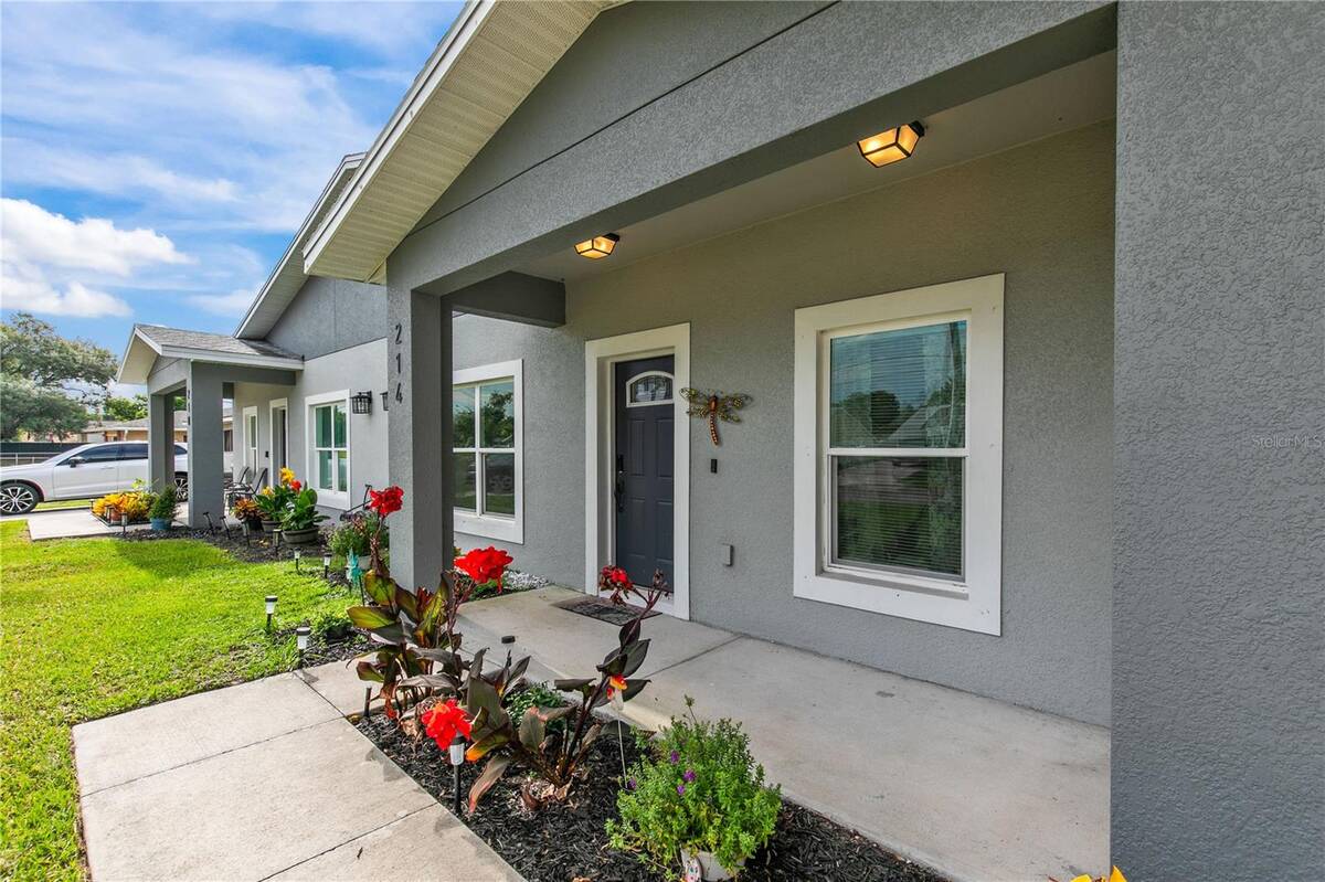 214 W 15th Street, Apopka, FL 32703