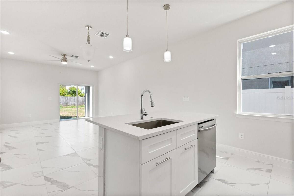 691 Lincoln Street, Kissimmee, FL 34741