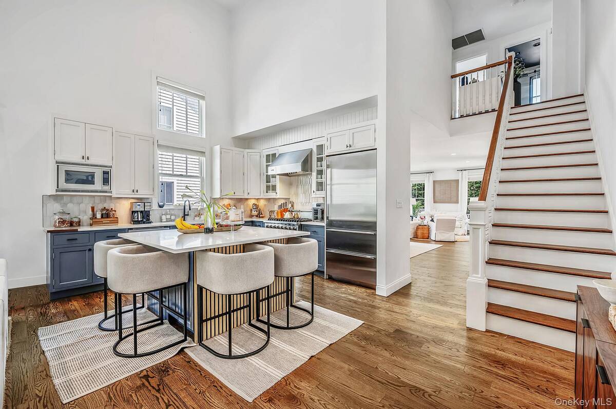 24 Pond Crossing, #11