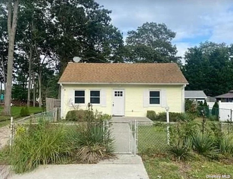 324 Revilo Avenue, Shirley, NY 11967 (For Sale MyStateMLS Listing