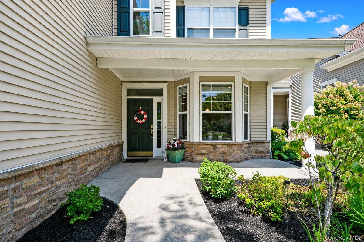 140 Chopin Place
