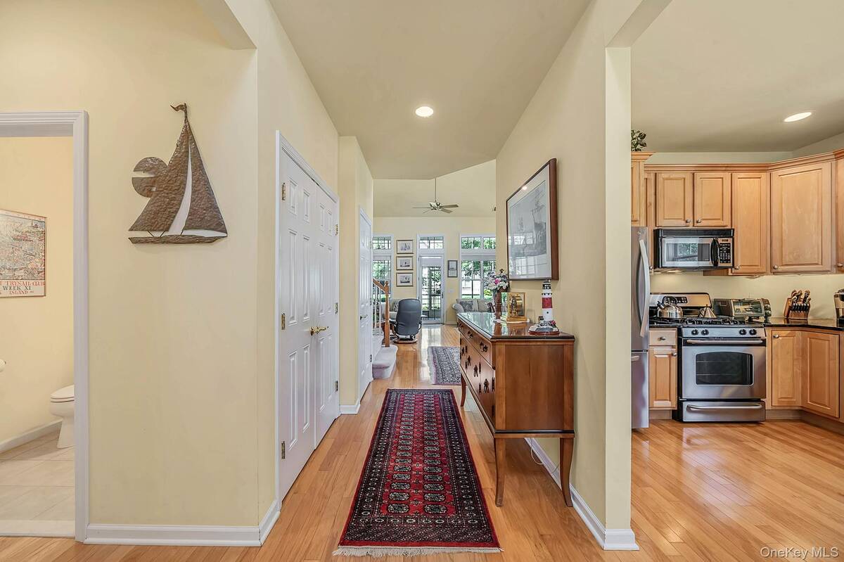 140 Chopin Place