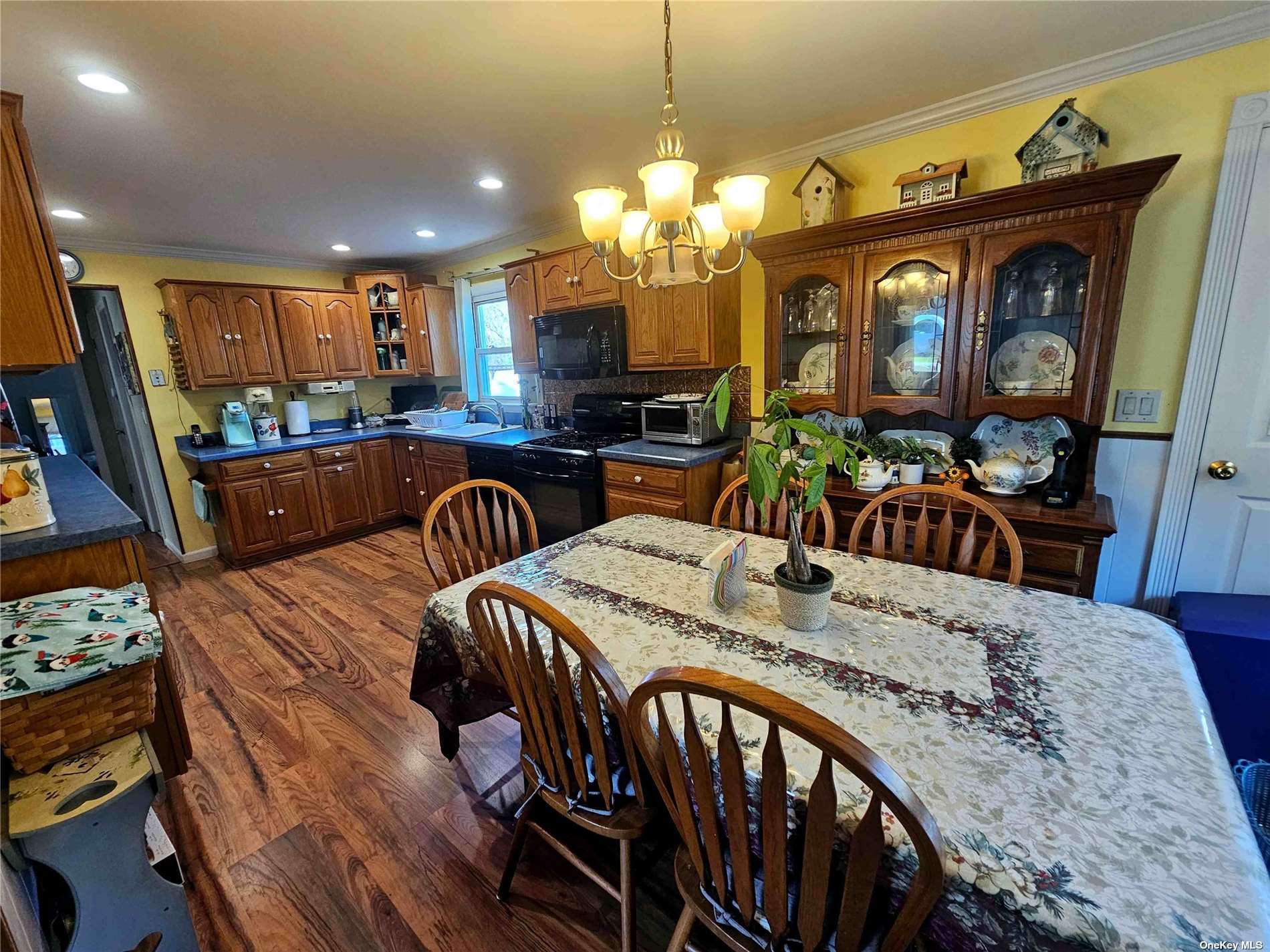 1157 Cassel Avenue, Bay Shore, NY 11706 (For Sale NYStateMLS Listing